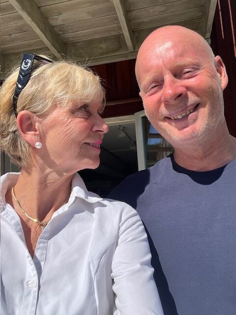 Carin BLadh tittar på Peppe Ekmark maj 2025